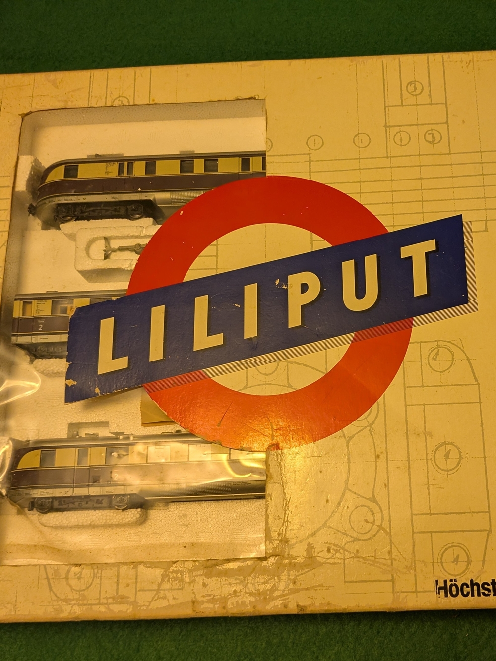 Liliput Ho Scale Collectors Yellow & Blue Model Train Set by
